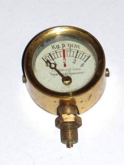 Bild1 Manometer Continental Licht