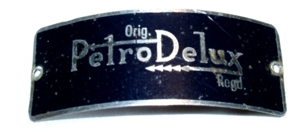 Petro Delux Typenschild